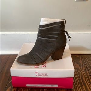 NWT Chinese Laundry z-Katie Booties